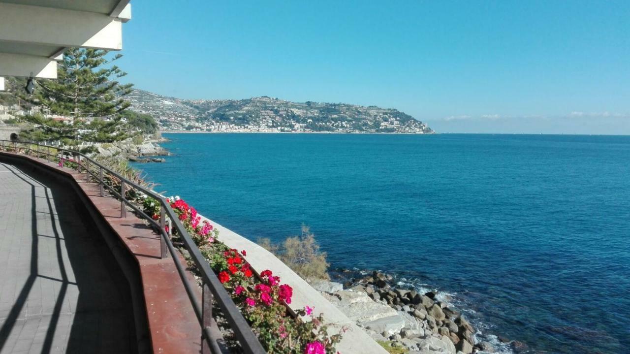Bordighera Fivestar Esterno foto